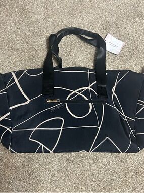 Abstract Line Black and White Tote Bag with Black Straps